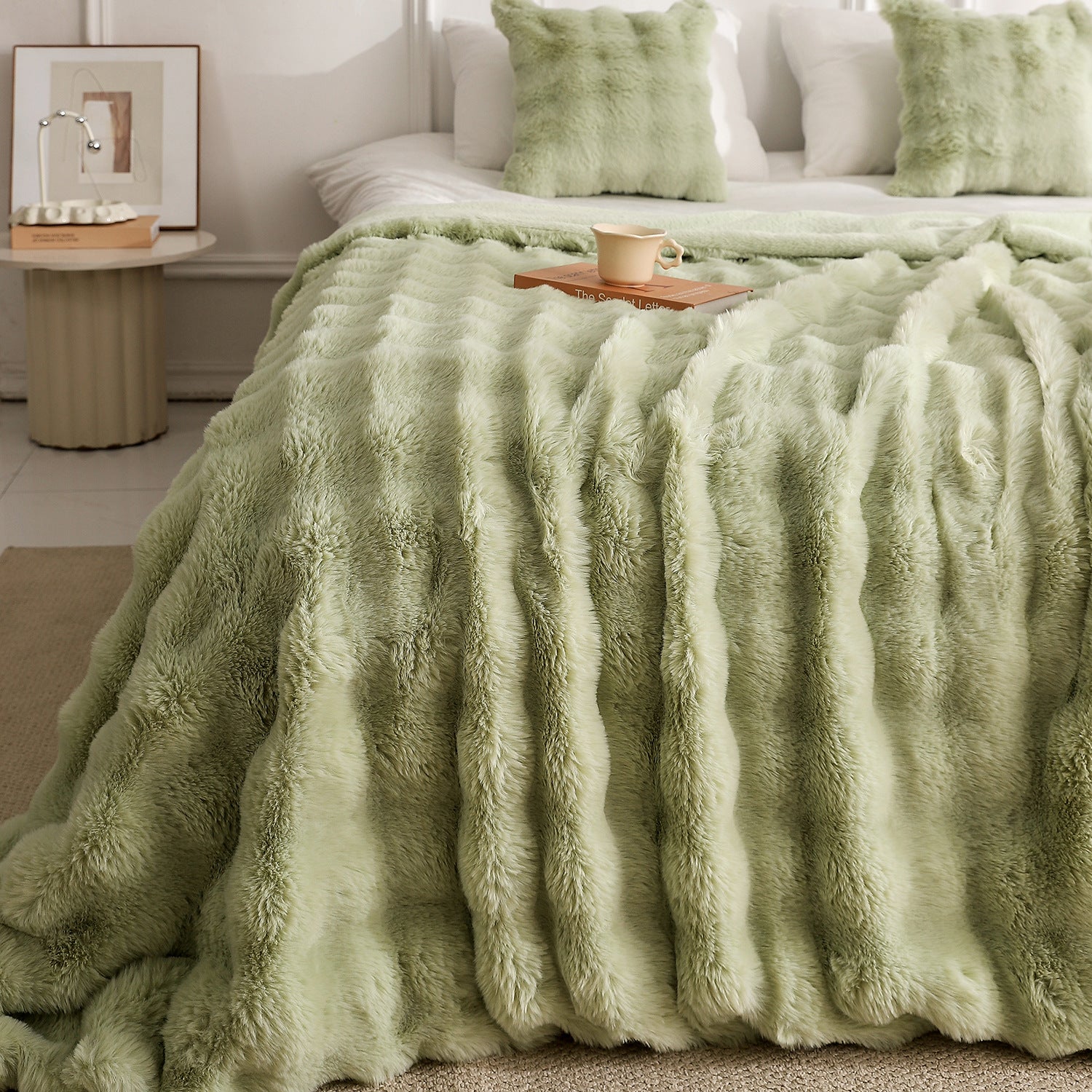 2-Pack Green Luxury Tuscany Fleece Rabbit Fur Bubble Blanket (45 x 45 CM) - Double-Sided Thickened Soft Plush Bedding & Cushion Cover